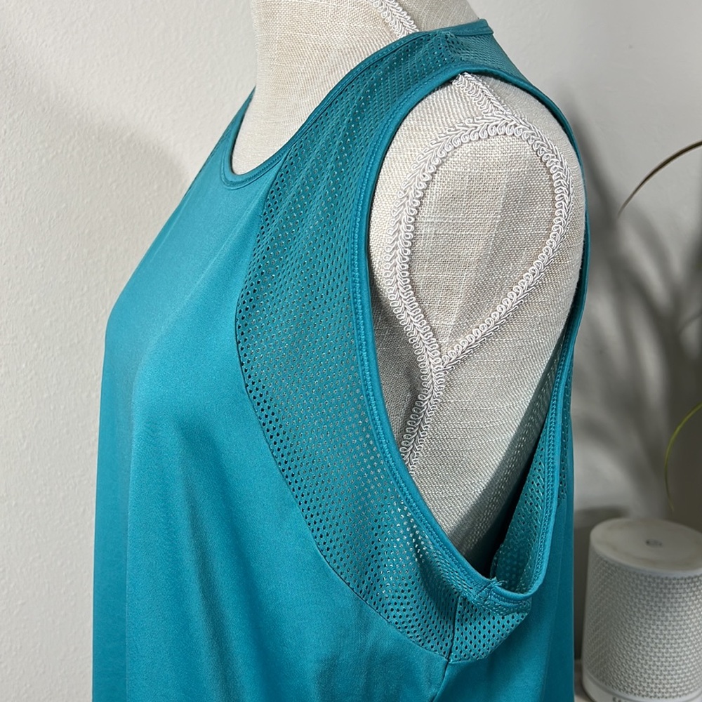 Avia L Teal Athletic Tank - Picture 4 of 13
